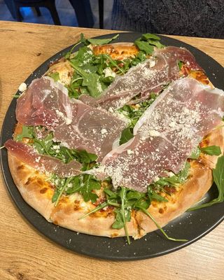 Pizza Parmezan 30cm