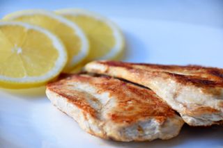 Пилешко каре (100г)