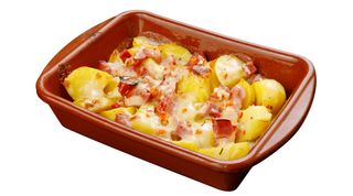 Запечени картофи с бекон (400г)