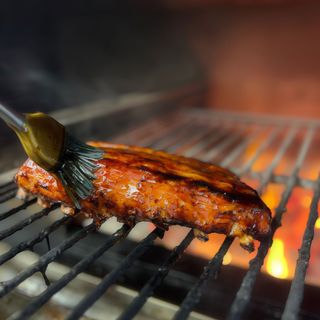 Costillar Bourbon Smoked Ribs