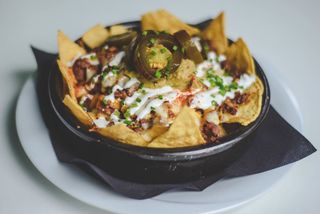 Nachos Completos (Sin Gratinar)