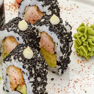 Sake yaki roll
