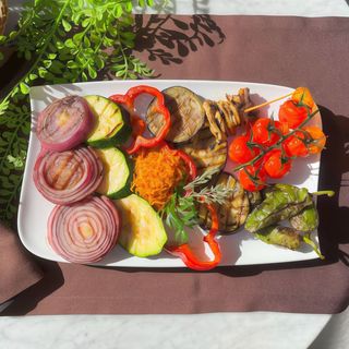 Verduras a la plancha / Grilled vegetables