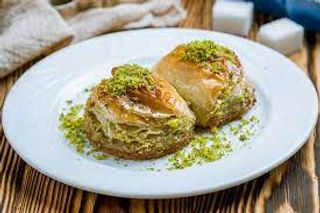 Пахлава "Дилбер дудагы" с грецким орехом (1 кг.)