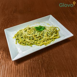 Linguini al pesto