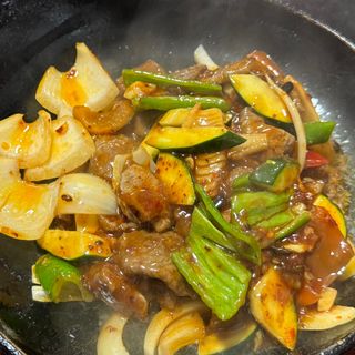 Filete De Cordero Con Cebolletas Y Jengibre A La Plancha