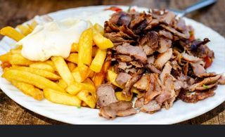 25. Plato kebab especial