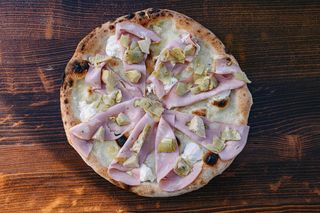 Пица Мортадела 