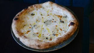 Pizza Quattro Formaggi Ø 32cm