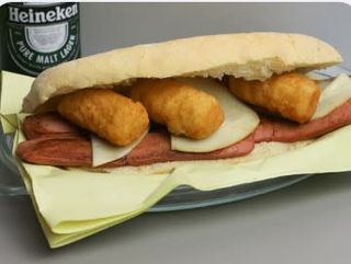 Mr. Crocchè (Wurstel provola crocche )