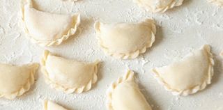 VARENIKI CON CEREZAS 0,5 KG(CONGELADOS)