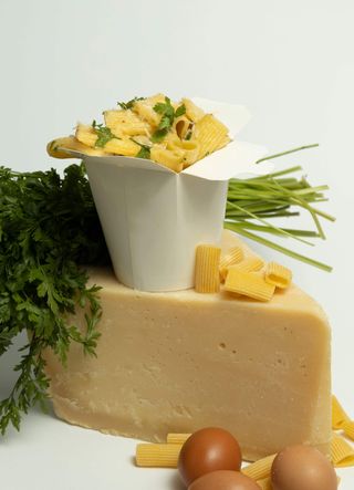 Makaron Rigatoni z Sosem Alfredo Sauce