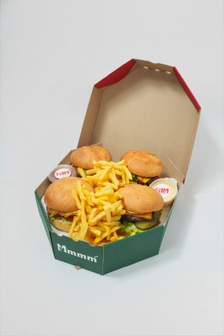 Ֆրենդս ՖԵՄ  բոքս