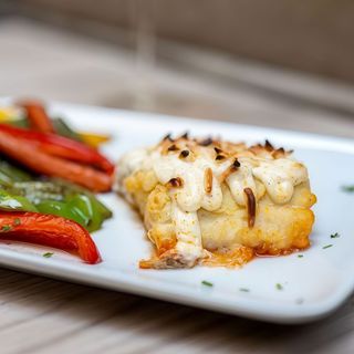 Berenjenas Crujientes a la Miel con Queso de Cabra