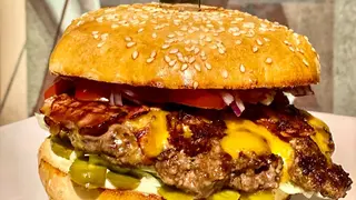 Cheese & Bacon Burger