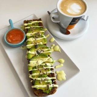 Menú Aguacate