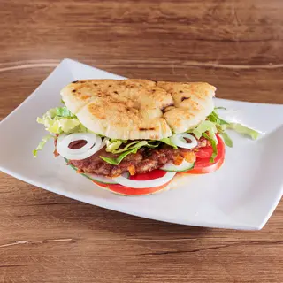 Špikovana pljeskavica 200g