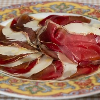 Cecina con Provolone
