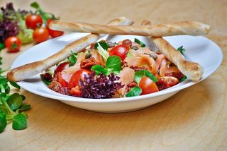 Insalata con salmone