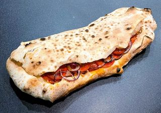 Funghi, brie e salame piccante