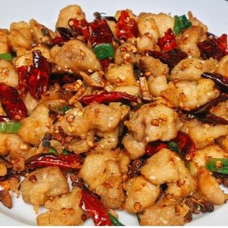 109B. Pollo con guindilla