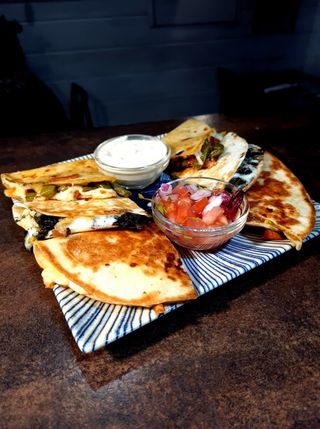 Quesadillas Variadas (6 Uds.)