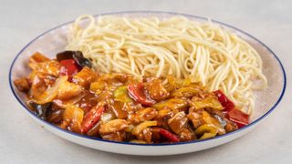 11.  Noodles mixed Fried Beef with cumin 孜然牛肉拌面
