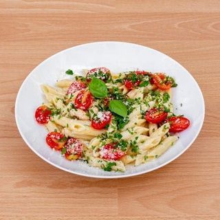Makaron Penne Alfredo 