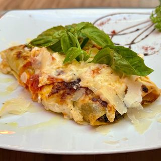 Canelones de espinaca y ricotta