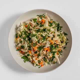 Салата Зеле и моркови (250г)