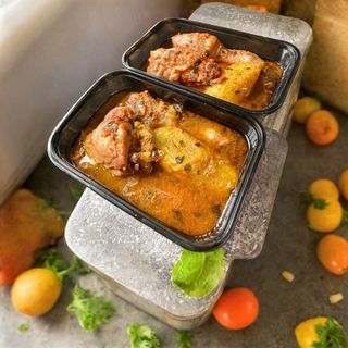 Plantain and Chicken Peppersoup with Regular Rice