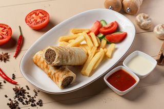 Кебаб в лаваше с фри (310гр)