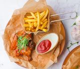 Куриные крылышки с соусом BBQ