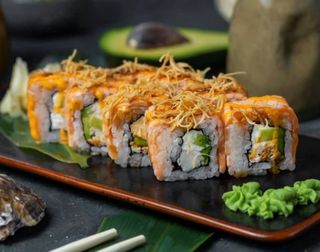 Ролл "Сяке Кранч"