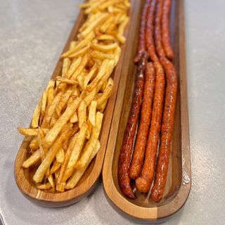 Meniu cârnați semiafumati picanți