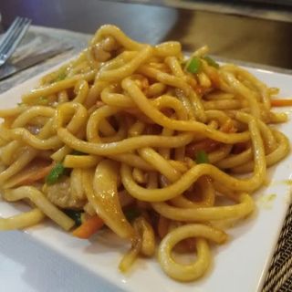 Udon Con Pollo