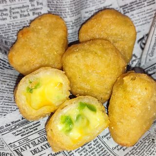 Chili and cheese* 5 pz