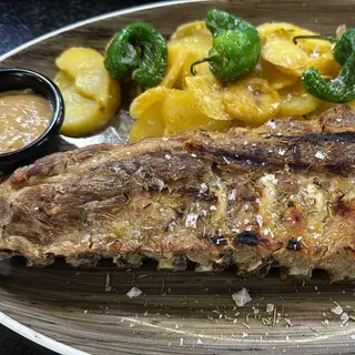 Costillar brasa 