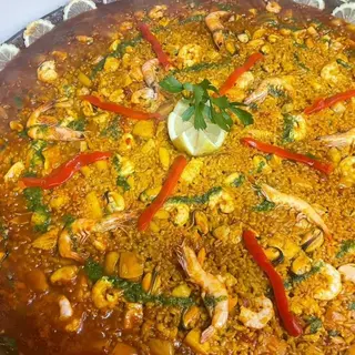 Paella ( disponible domingo y festivo)