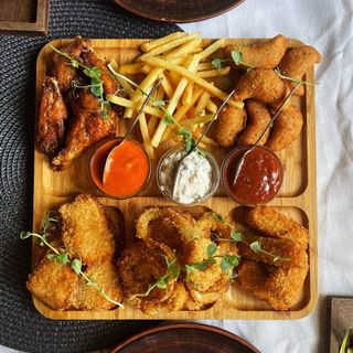 Снекове плато