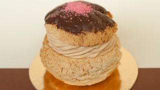 Ptyś pralina malina