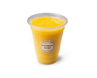 Smoothie de mango, piña y maracuyá