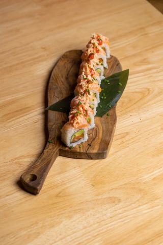 Salmón Chilli Roll