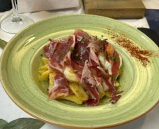 Huevos Rotos Con Ibérico