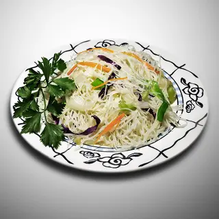 Spaghete de orez cu legume