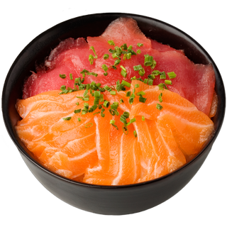 Chirashi de atún y salmón