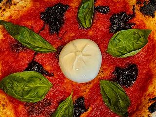 Pizza Nduja & Burrata pikantna