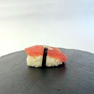 Нігірі з тунцем (40г/1шт)