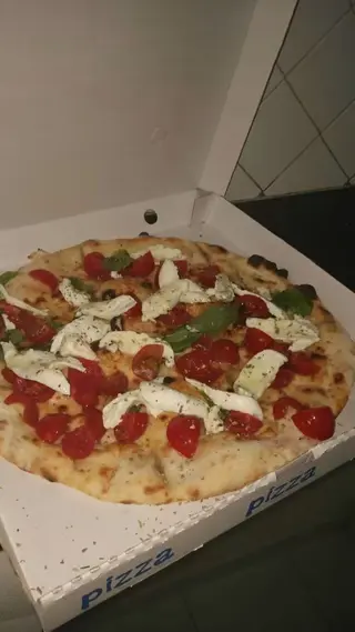 Caprese 1/2 metro