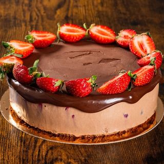 Tort Mousse de Ciocolata cu Fructe de Padure Fara Zahar LowCarb ~1kg